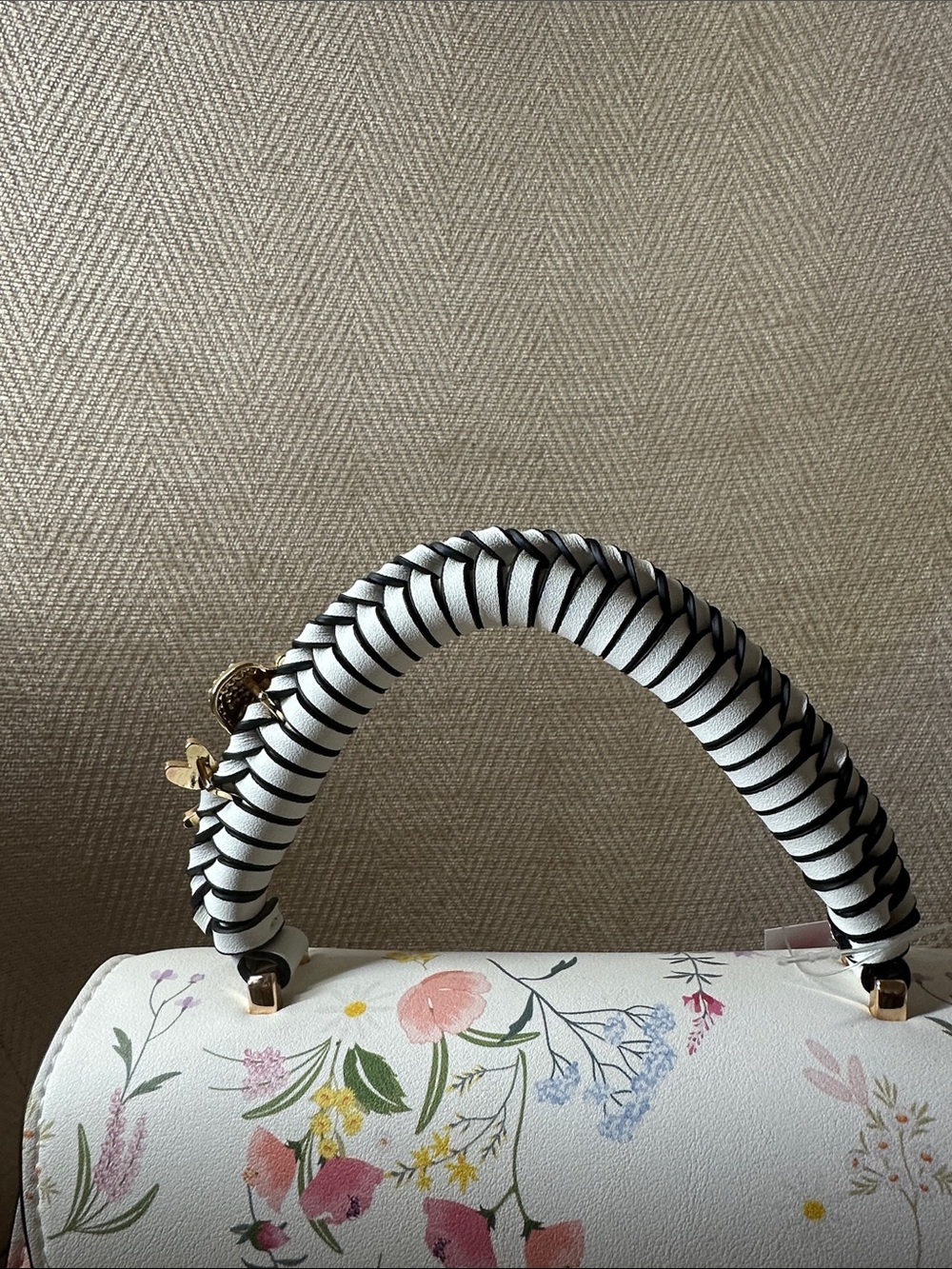 ALDO White Floral Satchel with Striped Wrapped Handle With Butterfly and Bee 🐝 - Picture 9 of 15